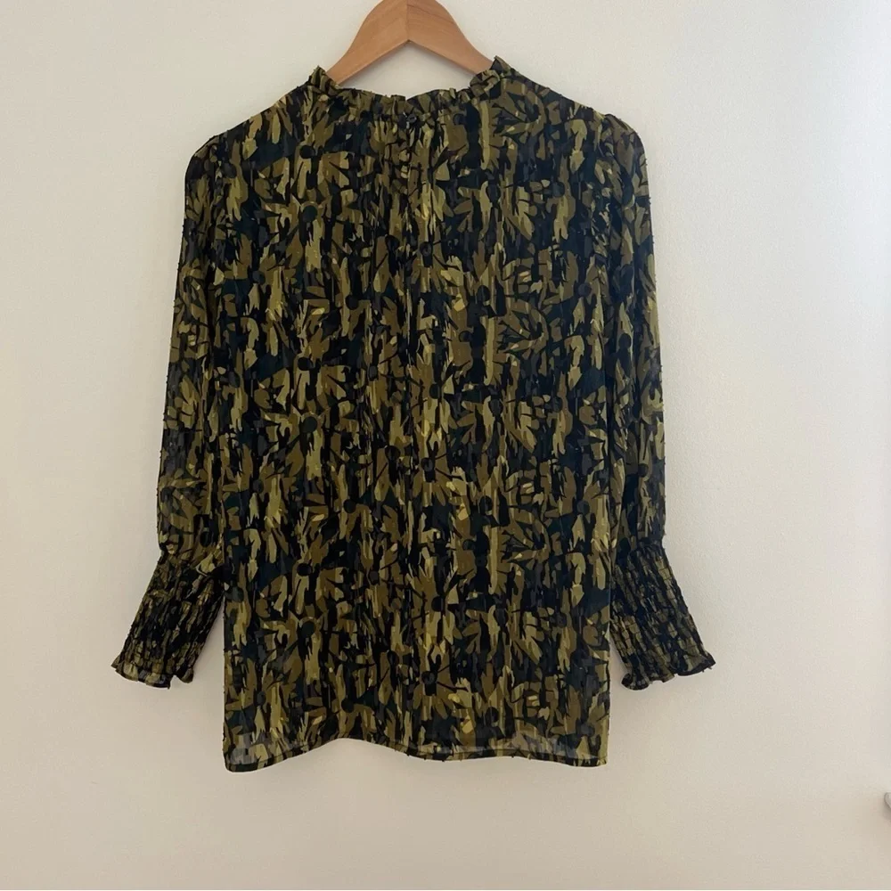 Maison D'Amelie Green Black Floral Long Sleeve Flowy Top Medium Ruffle
